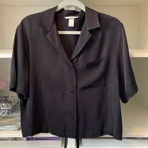 H&M black silk button down cropped style